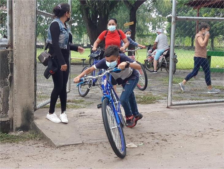 Gomaespuma Subida Bici Al Cole