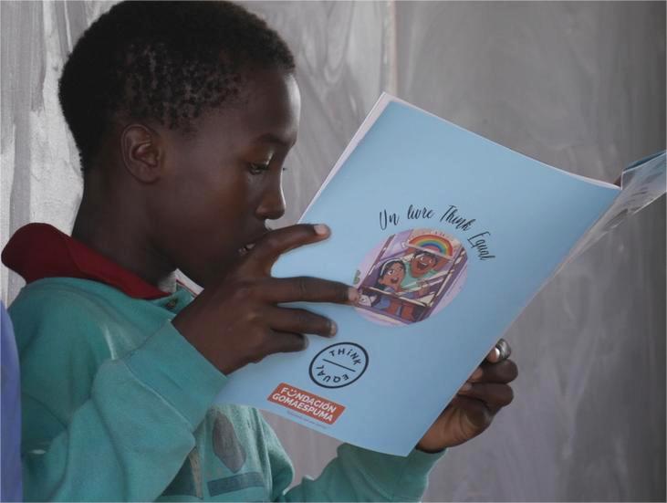 Gomaespuma aplicado Escuela Para Todos