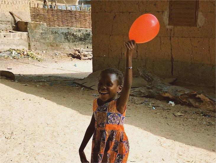 Gomaespuma globonaranja Escuela Para Todos